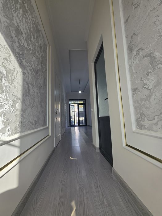 Кибрай тумани Бурота маҳалласида 2.3 сотих 3 хона янги уй сотилади.