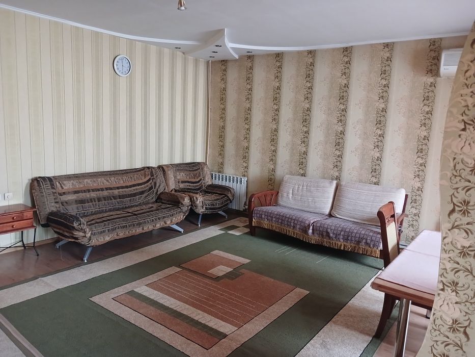 Сдаётся 2х комнатная квартира