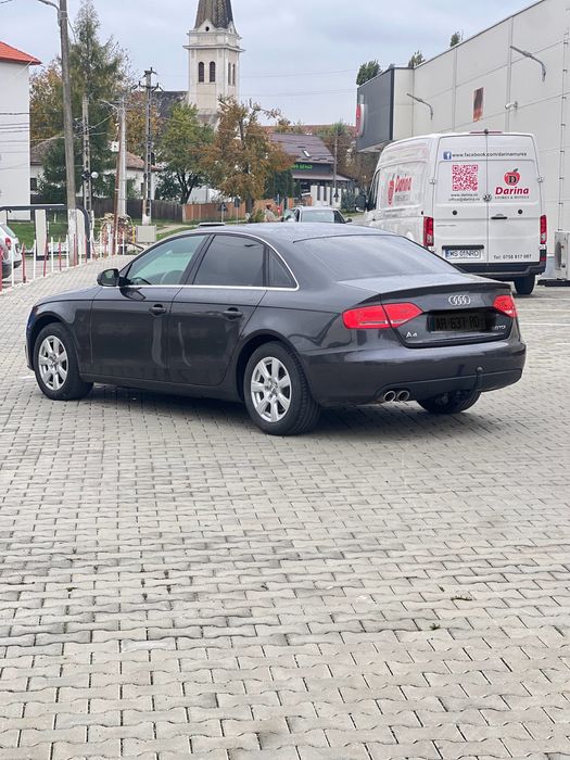 AUDI A4 b8.