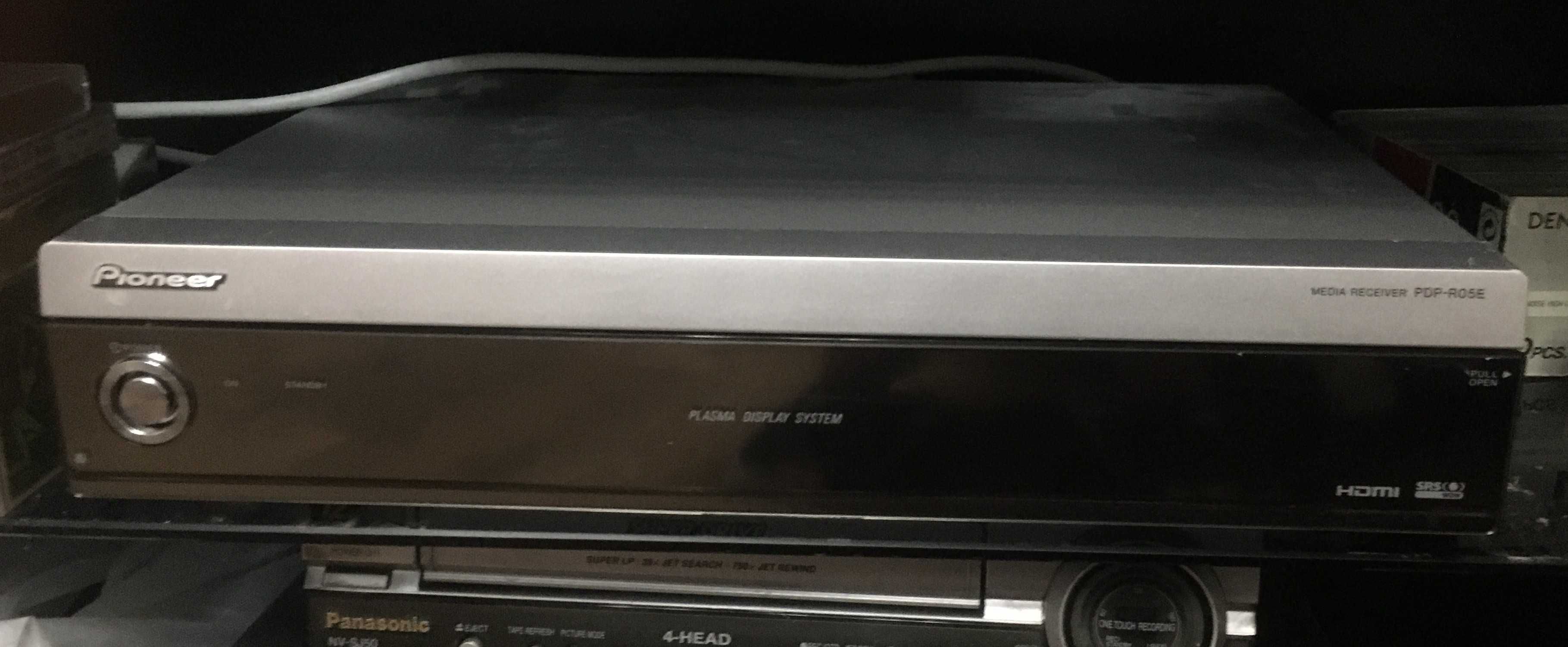 Мультимедийный тюнер  PIONEER PDP-435 PE (сделано в Японии)