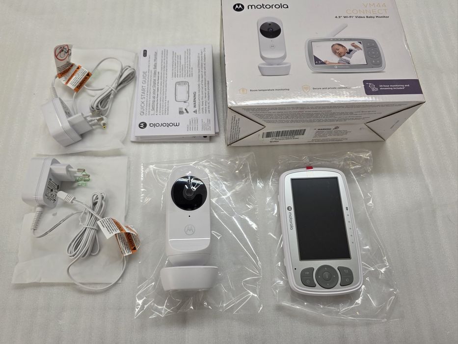 Видео бебефон Motorola Nursery VM44 Connect, Wi-Fi, 4.3" дисплей
