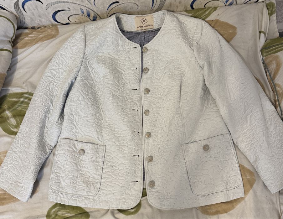 Женская курточка