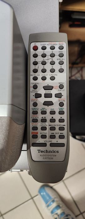 Sistem Technics complet cu Dvd sateliți Surround și telecomandă