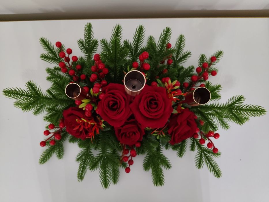 Продам новогодний венок-подсвечник