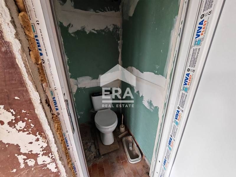 Продава се Четиристаен апартамент в Силистра, Център - 115 кв.м за 645 €/кв.м - Снимка #8