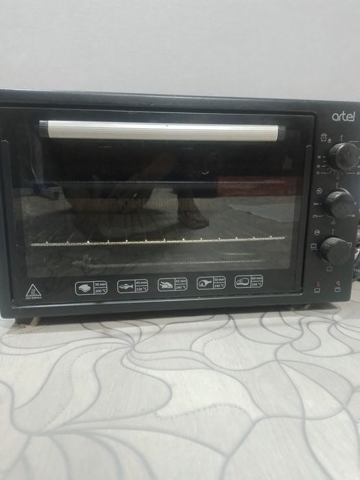 Духовка электрическая "artel"