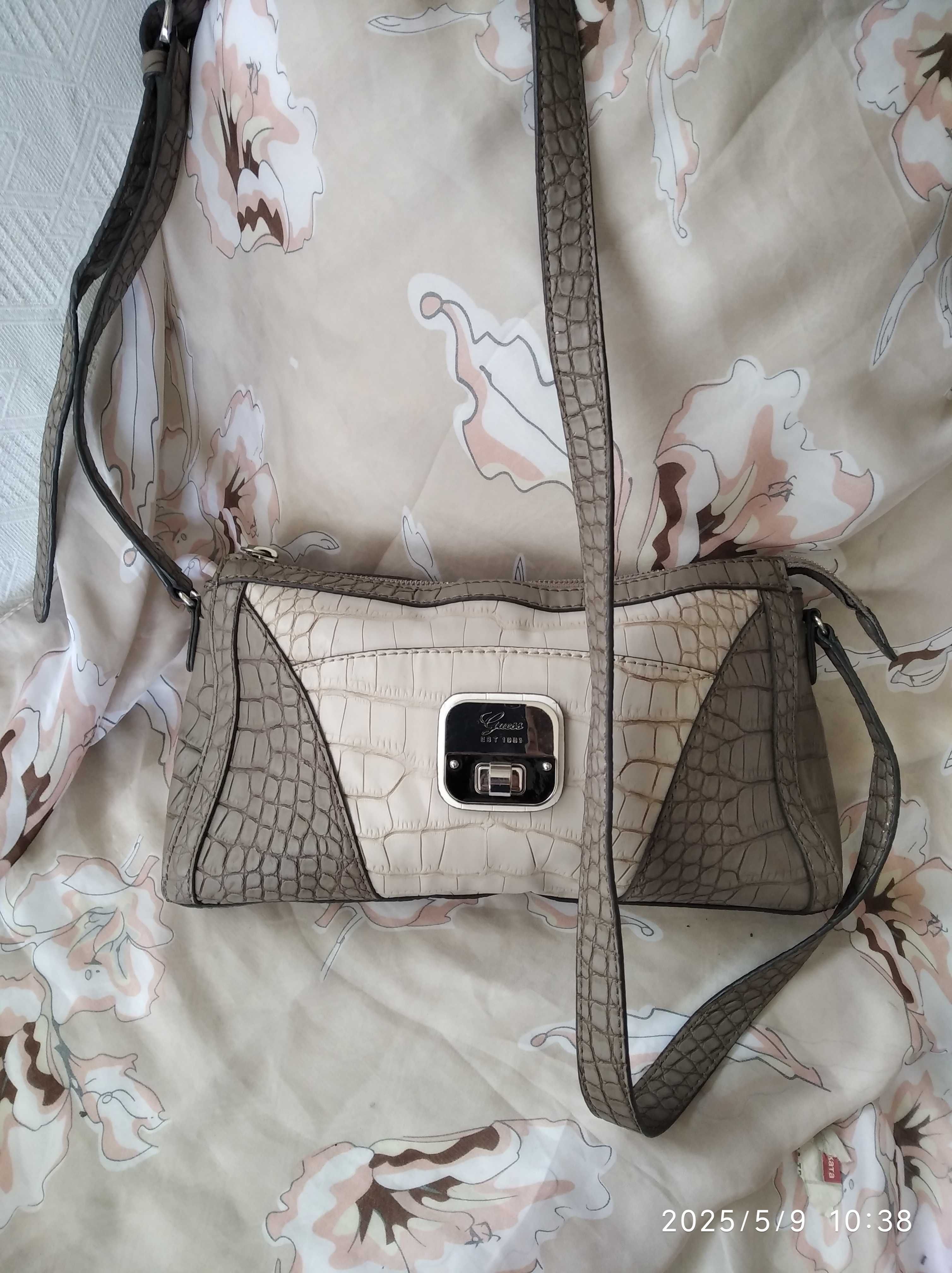 Дамска чанта Guess Fossil  и Charles David