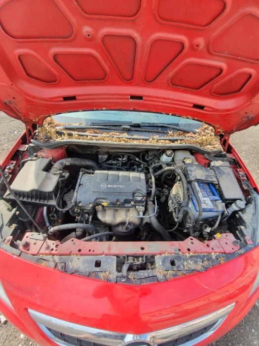 Opel ASTRA J motor 1,4 BENZINA COD MOTOR A14XER Dezmembrez/Dezmembra