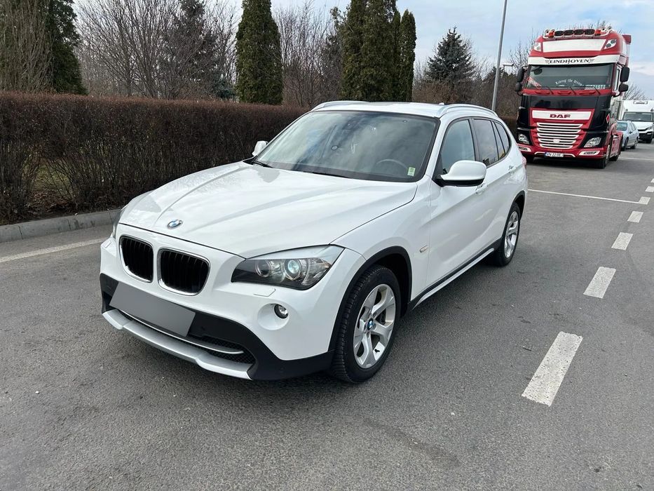 BMW X1 BMW X1 xDrive 18d, 143 cp
