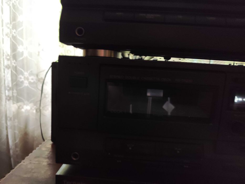 vand 1 casetofon deck si 2 receivere