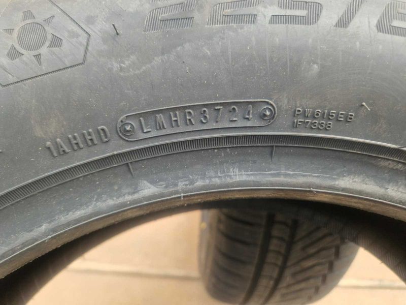 2 Falken R18 225/60 Anvelope noi de iarnă DOT3724