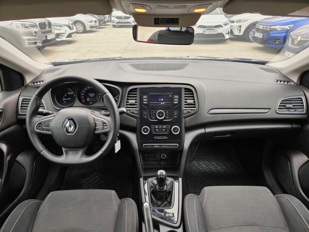 FARA Garantie Inchirieri Masini Iasi Renault Megane Rent A Car Volocar
