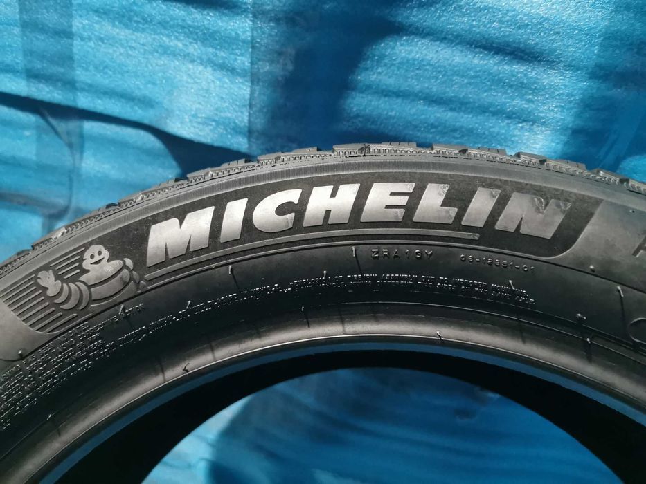 245 50 19 michelin runflat m+s 4 buc