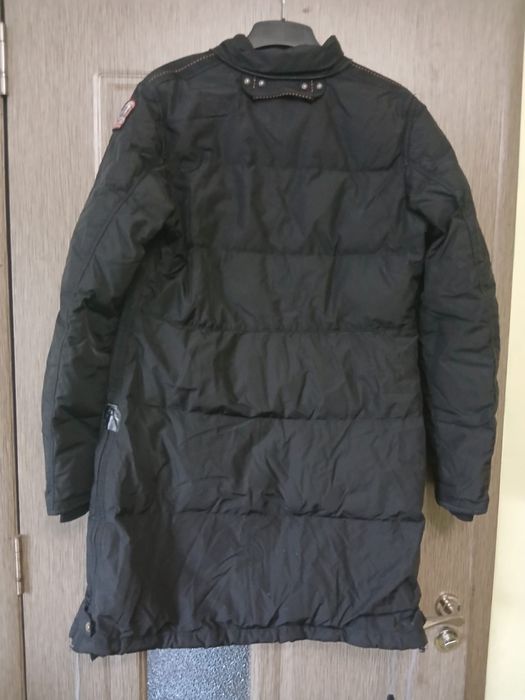 Vând geacă Parajumpers