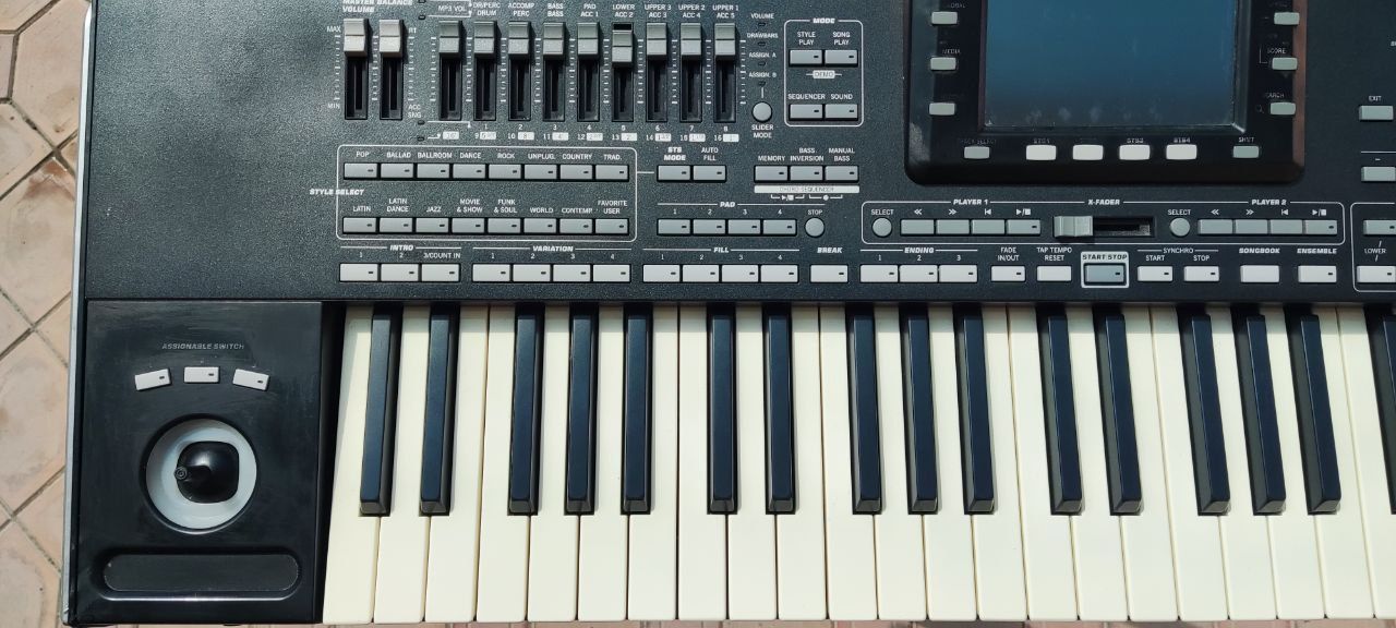 Korg Pa3x sintezator holati a'lo darajada programma qilingan