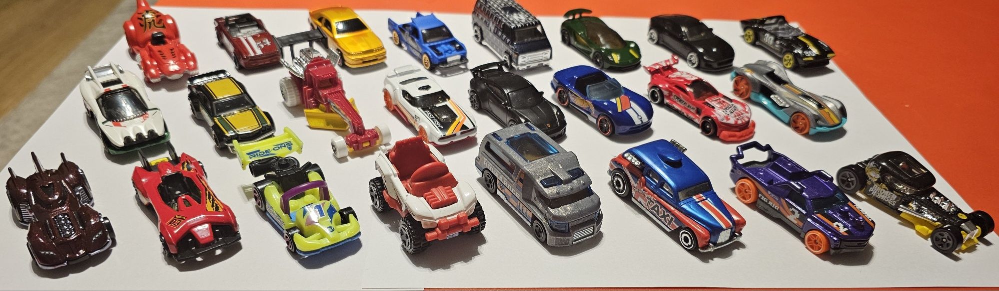 24 Masini copii HOT WHEELS