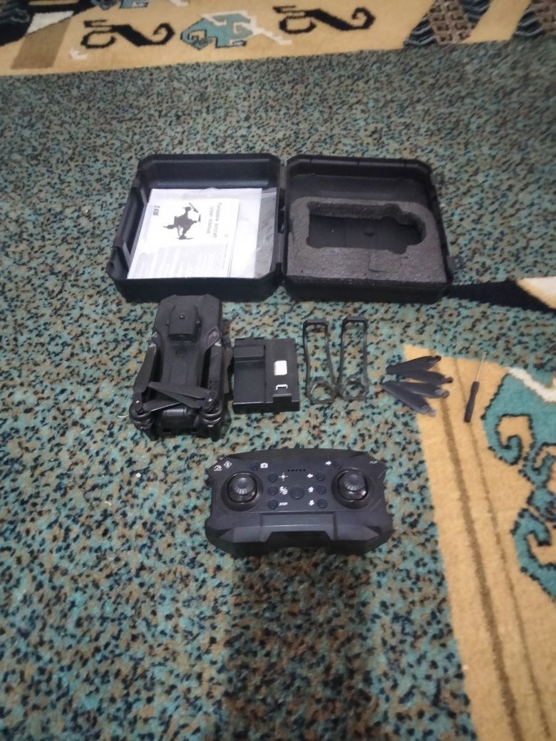 Дрон 2.4 GHZ EDMON