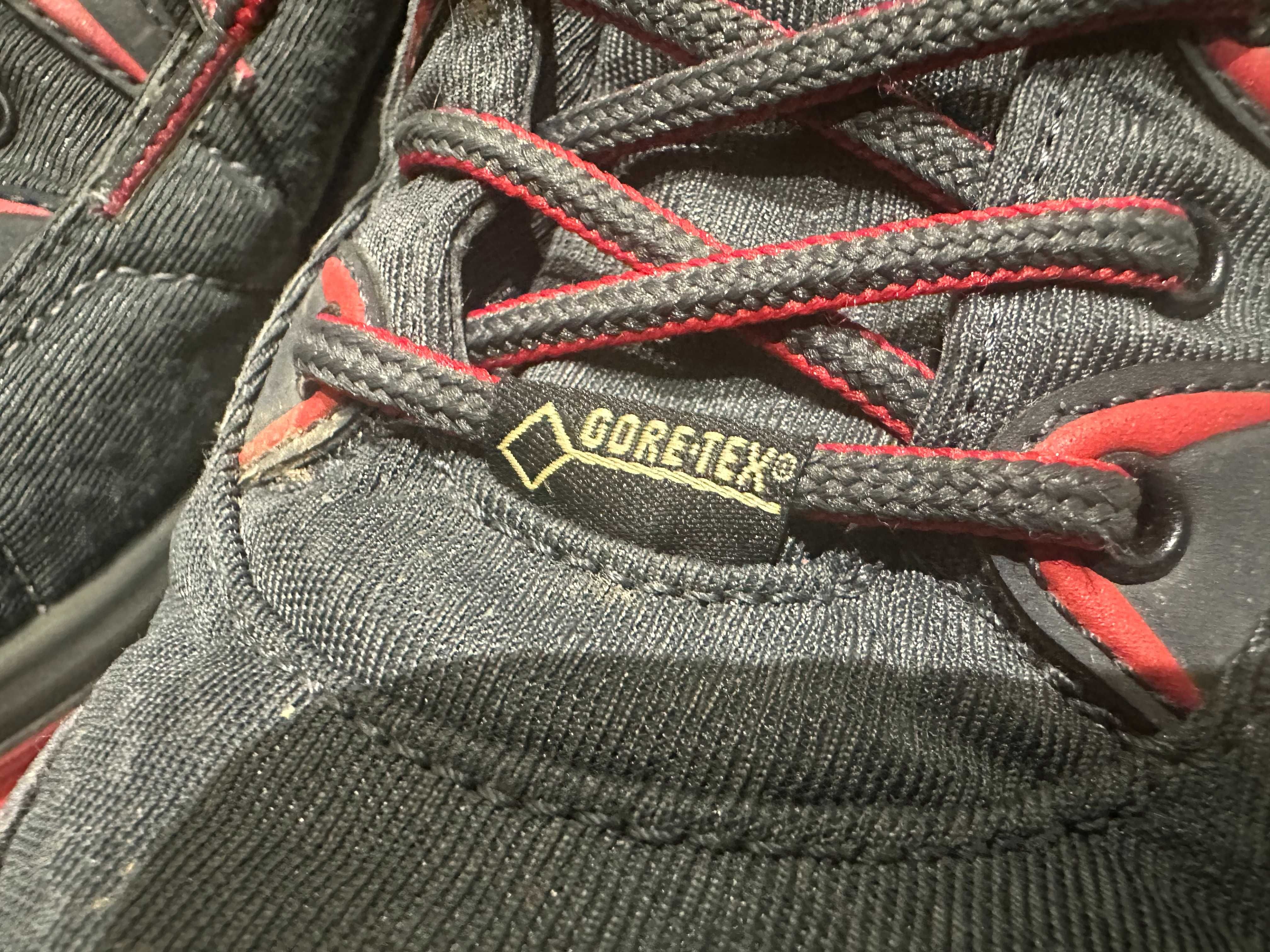 Туристически обувки Lowa FERROX GTX LO