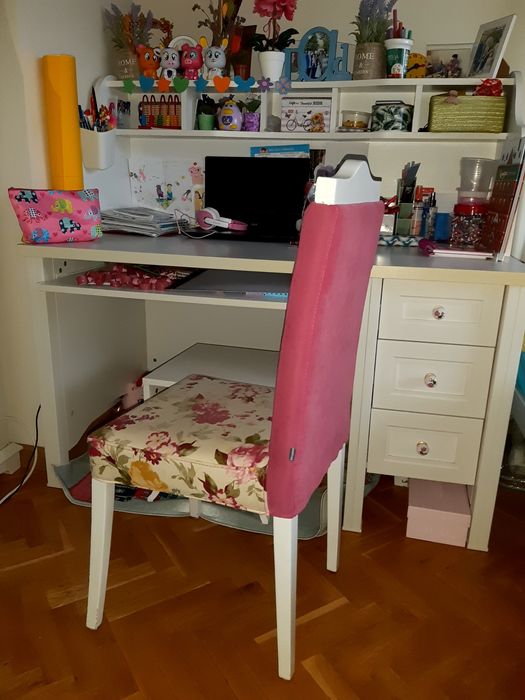 Бутиков винтидж стол