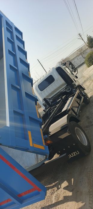 Автобус дан нолдан терилган хама янги запчаст койилган