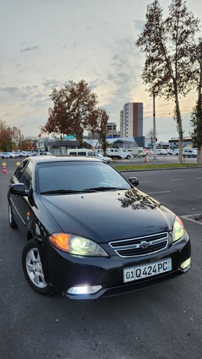 Srochna. LACETTI JENTRA prodayotsya. Chyorniy JENTRA LEGENDA