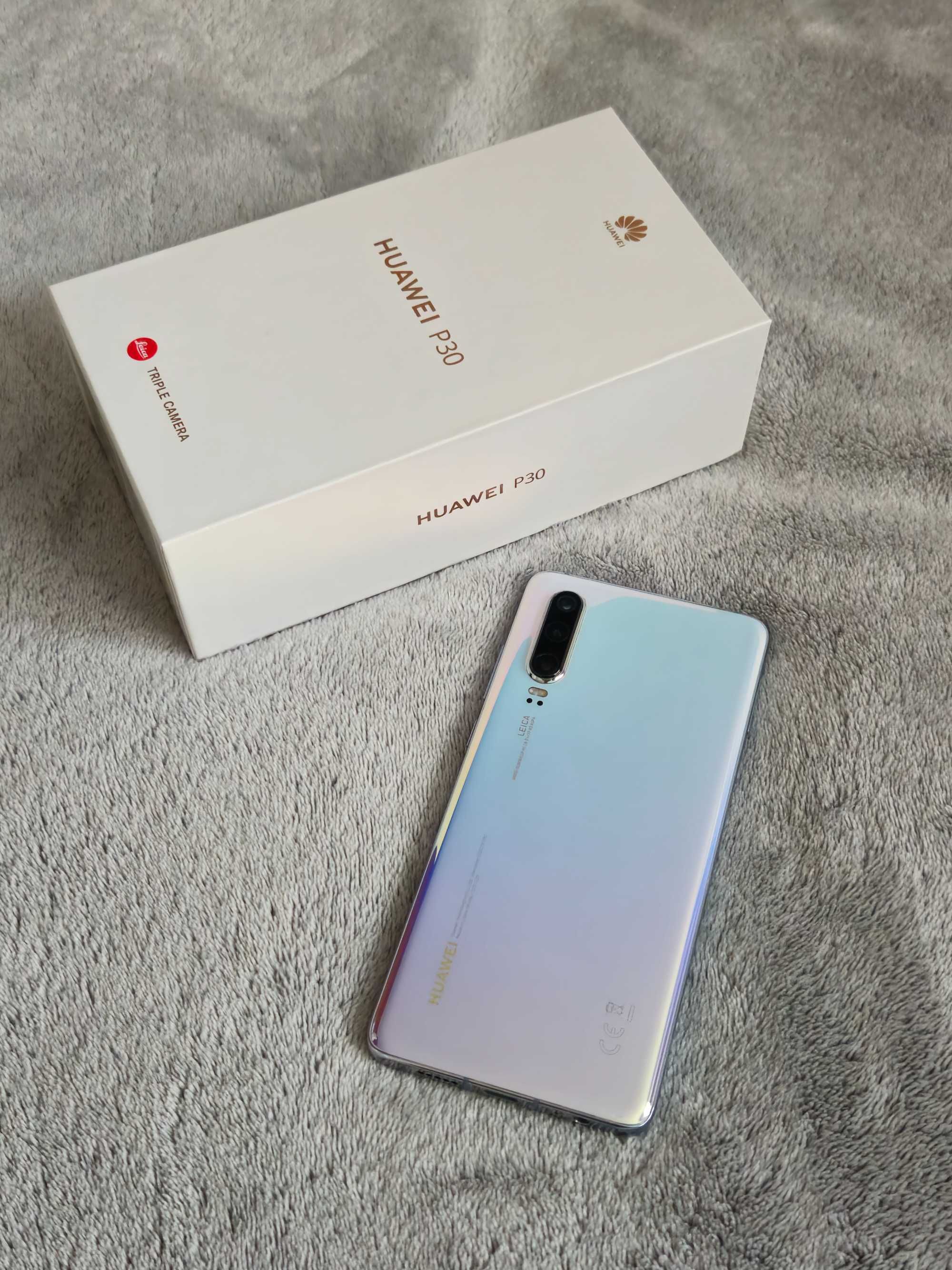 Huawei P30, 128GB, Две SIM карти, 40MP, Breathing Crystal