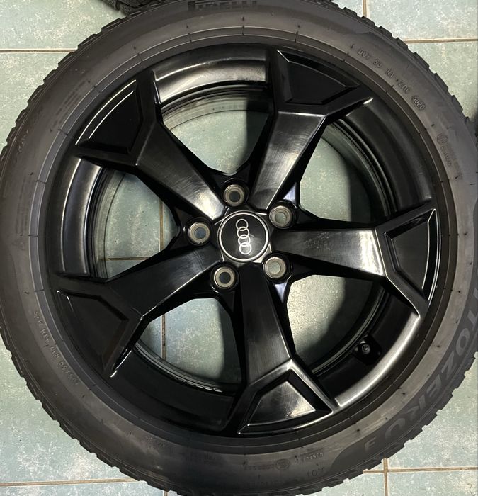 Jante aliaj R17 originale AUDI A3 205/50/17 Pirelli iarna