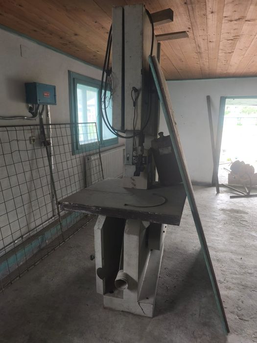 Reductoare, prese, motoare electrice