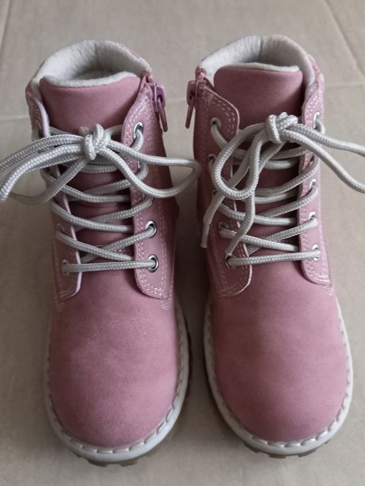 Vând ghete mărime 29