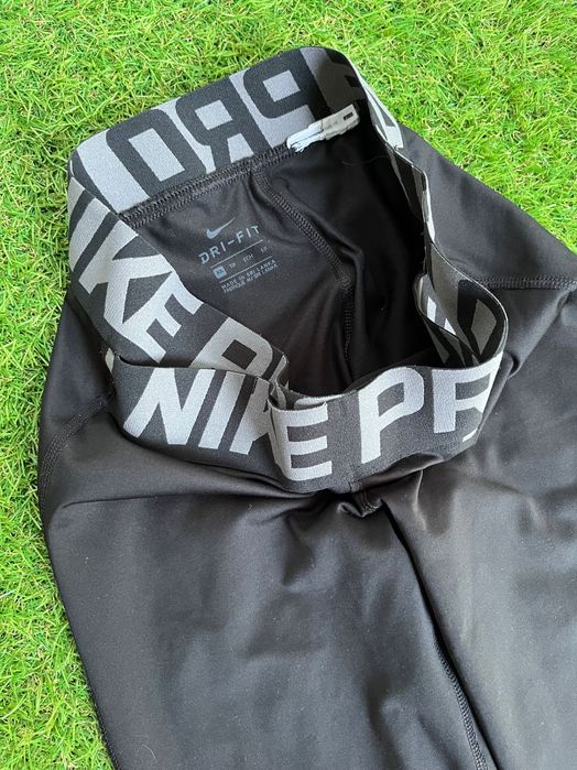 Дамски спортен клин : NIKE PRO XS