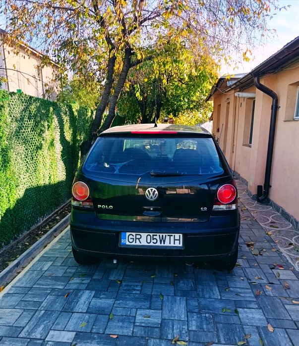 Vând Volkswagen Polo