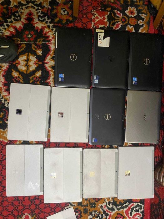 Продаю планшеты Срочно !