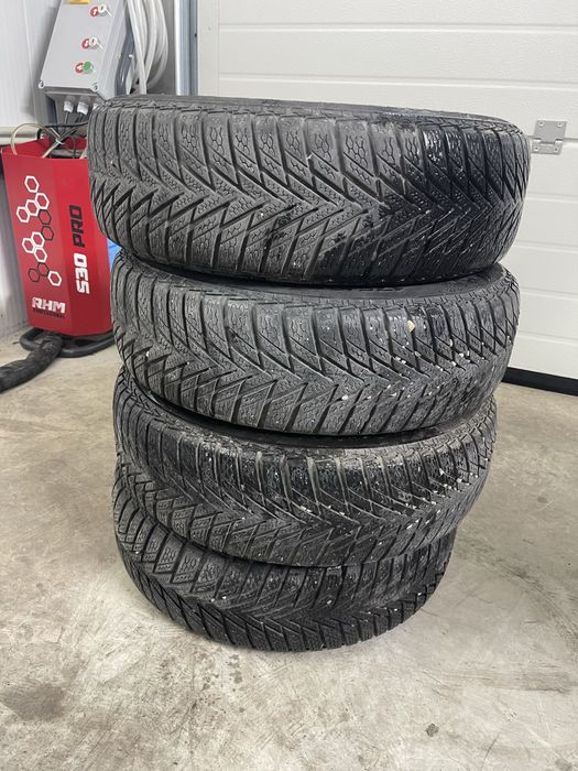 Anvelope iarna  175/65R14