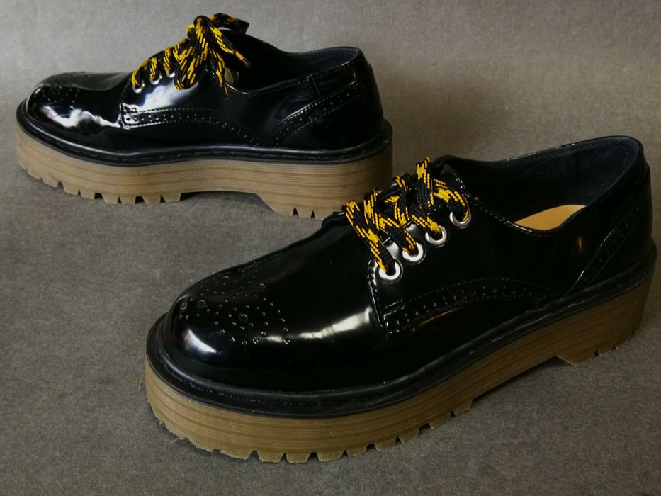 Bocanci ghete botine dama rock goth - 40 41 PULL&BEAR - Excelenti