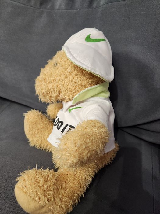 Плюшено мече на Nike , рекламна играчка