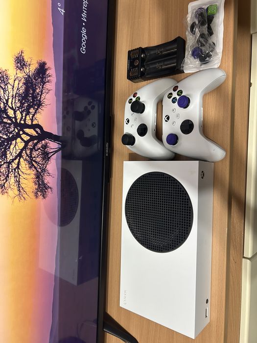 X box series s.     .