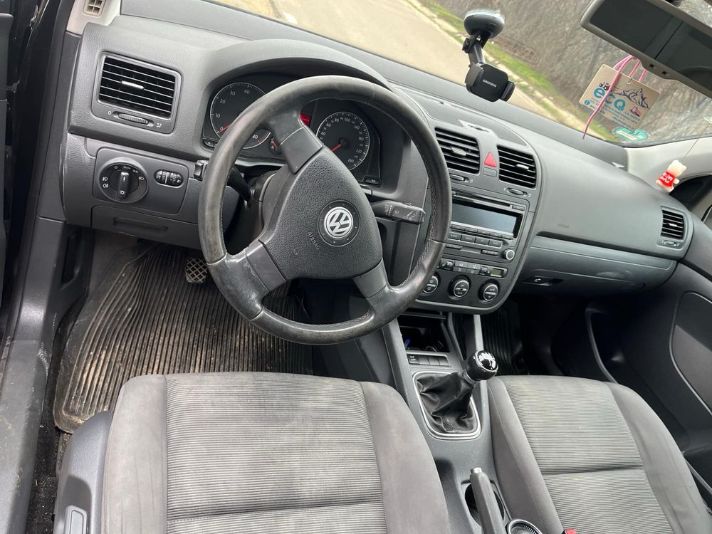 De vanzare golf 5