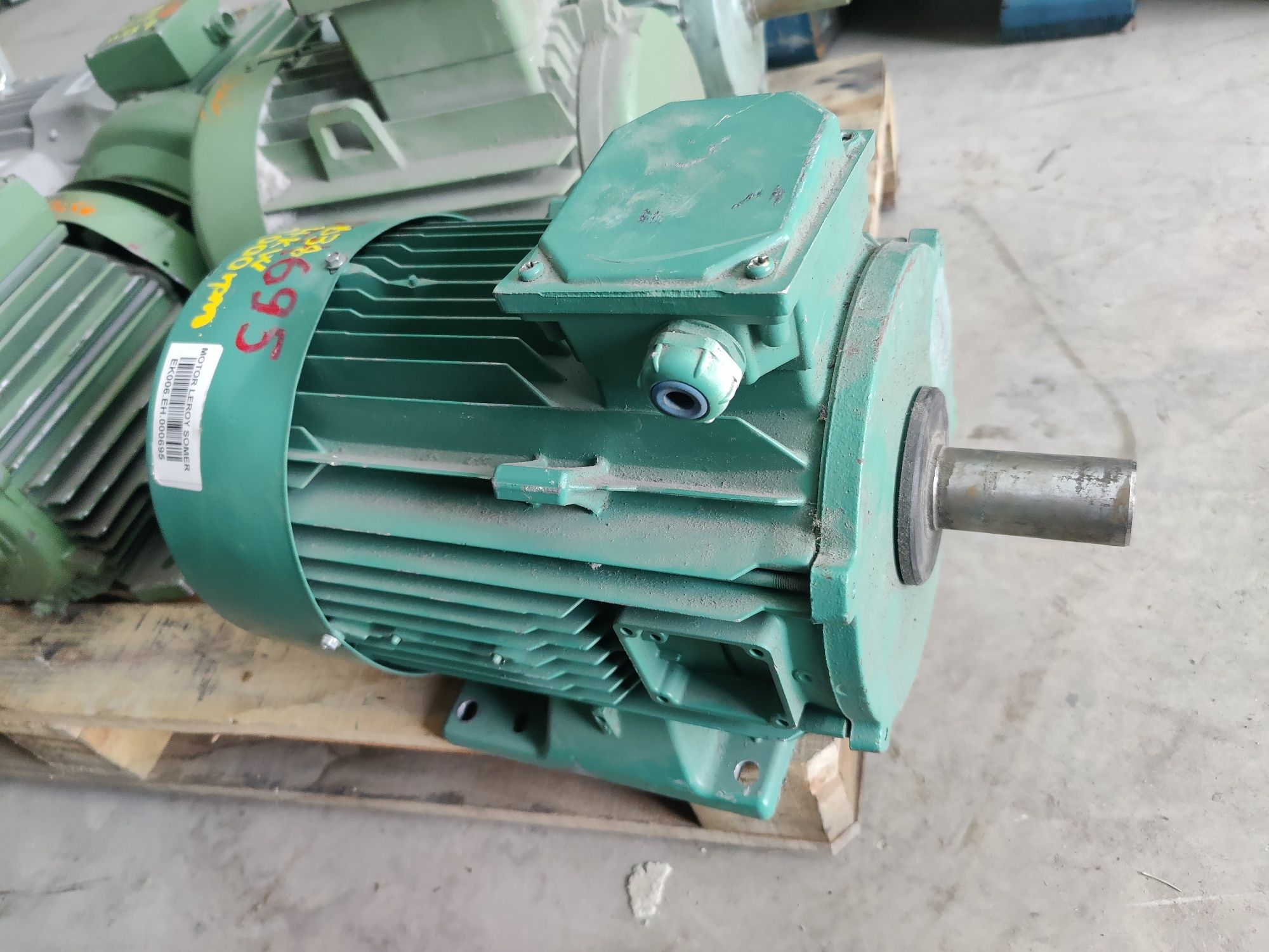 Motor electric trifazat, 4kW, 1000rpm, 380V