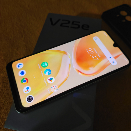 Vivo V25e sotiladi 128/8+8Gb