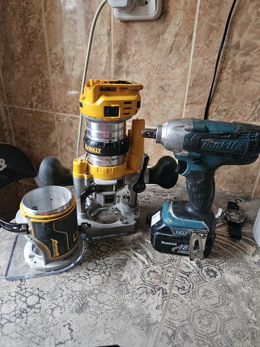 Freza Dewalt DCW600 si impact Machita