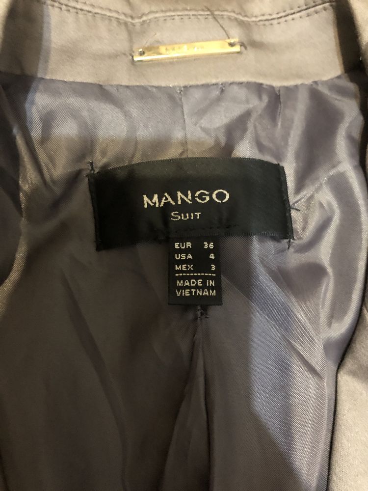Стильный пиджак Mango