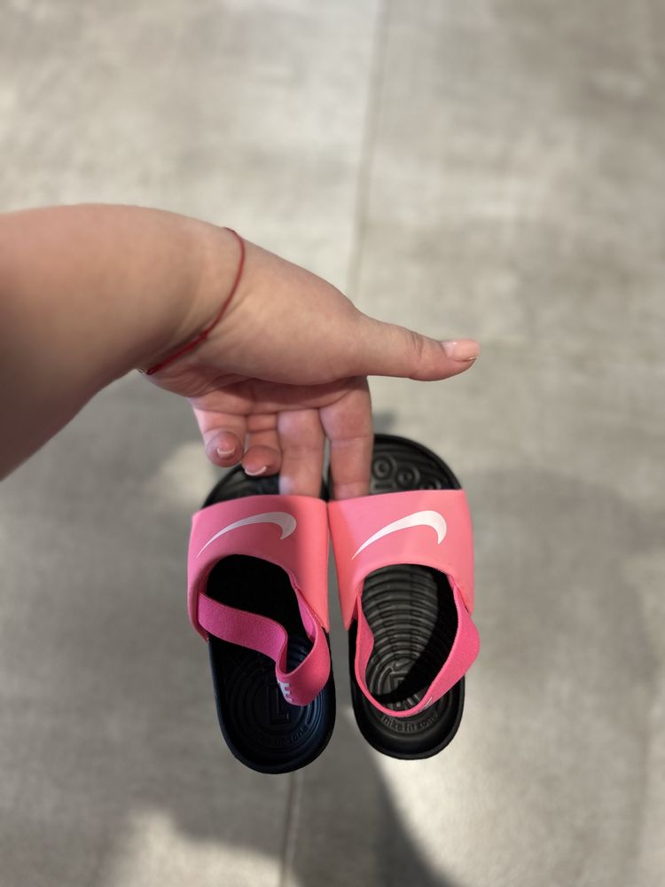 Sandale fetițe Nike