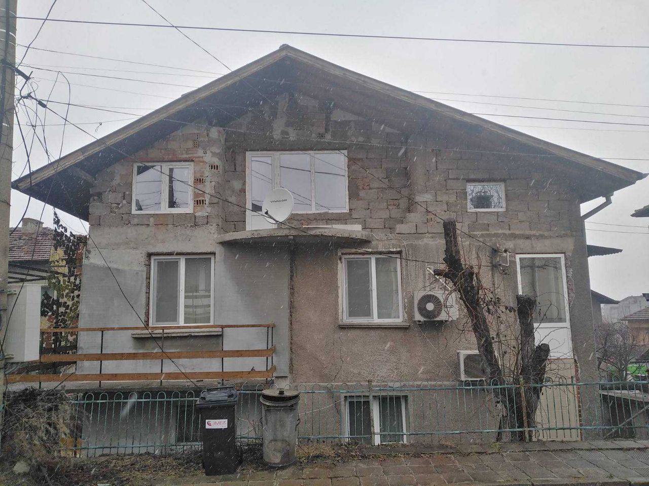 Продава се Етаж от къща в Перник, Изток - 83 кв.м за 860 €/кв.м - Снимка #3