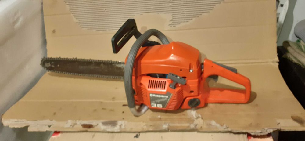 Drujba Husqvarna 36 , in stare buna de functionare