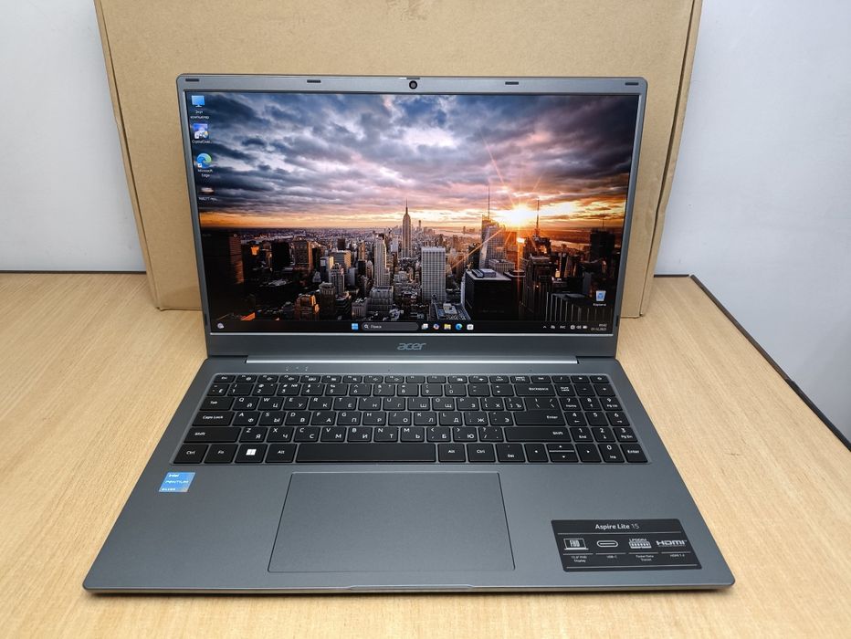 Ноутбук бизнес класса Acer Aspire Lite 15 в новом состоянии