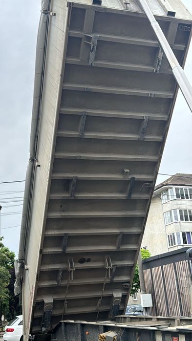 Vand Semiremorca Basculabila