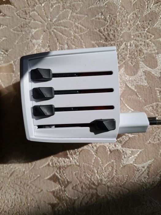 Адаптер skross мултифункционален швей