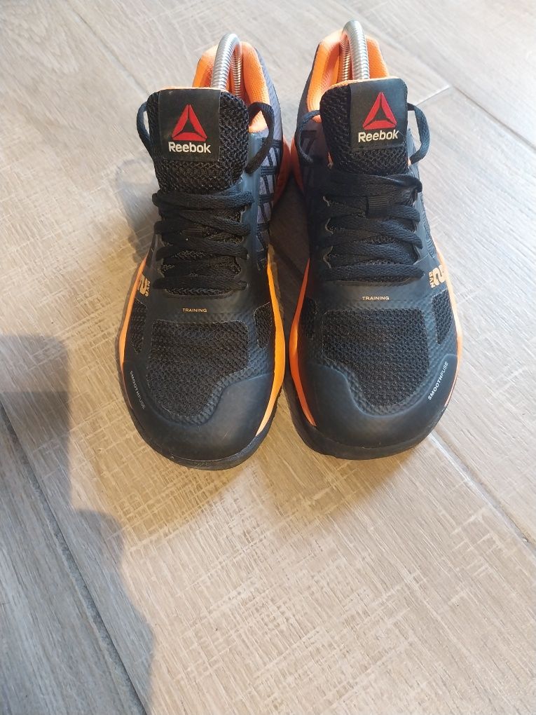 Adidasi Reebok treking marime 38