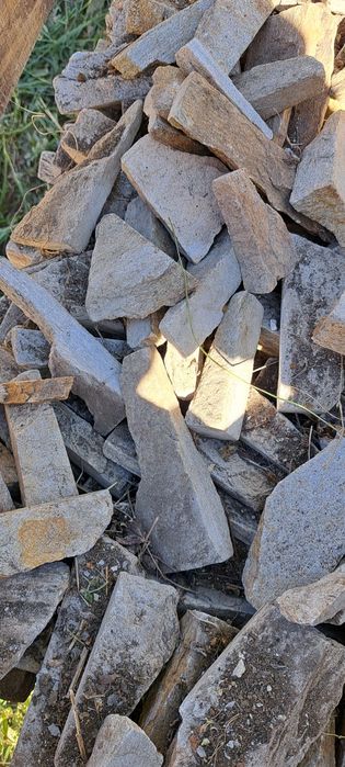 Безформен камък !!!