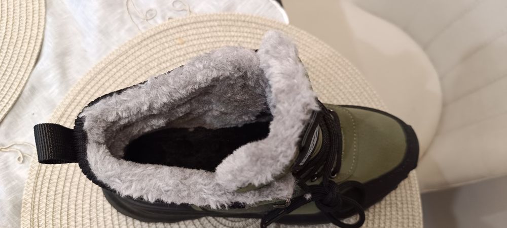 Детски зимни боти